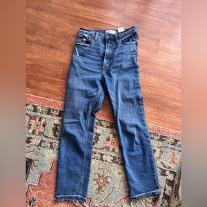 Abercrombie ultra high rise straight jean